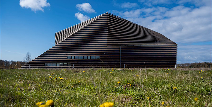 Arena Olahraga Unik di Dunia