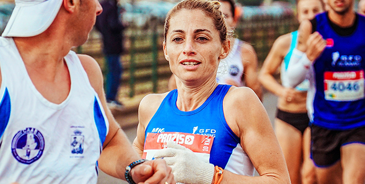 Perbedaan Antara Lari di Indoor dan Outdoor